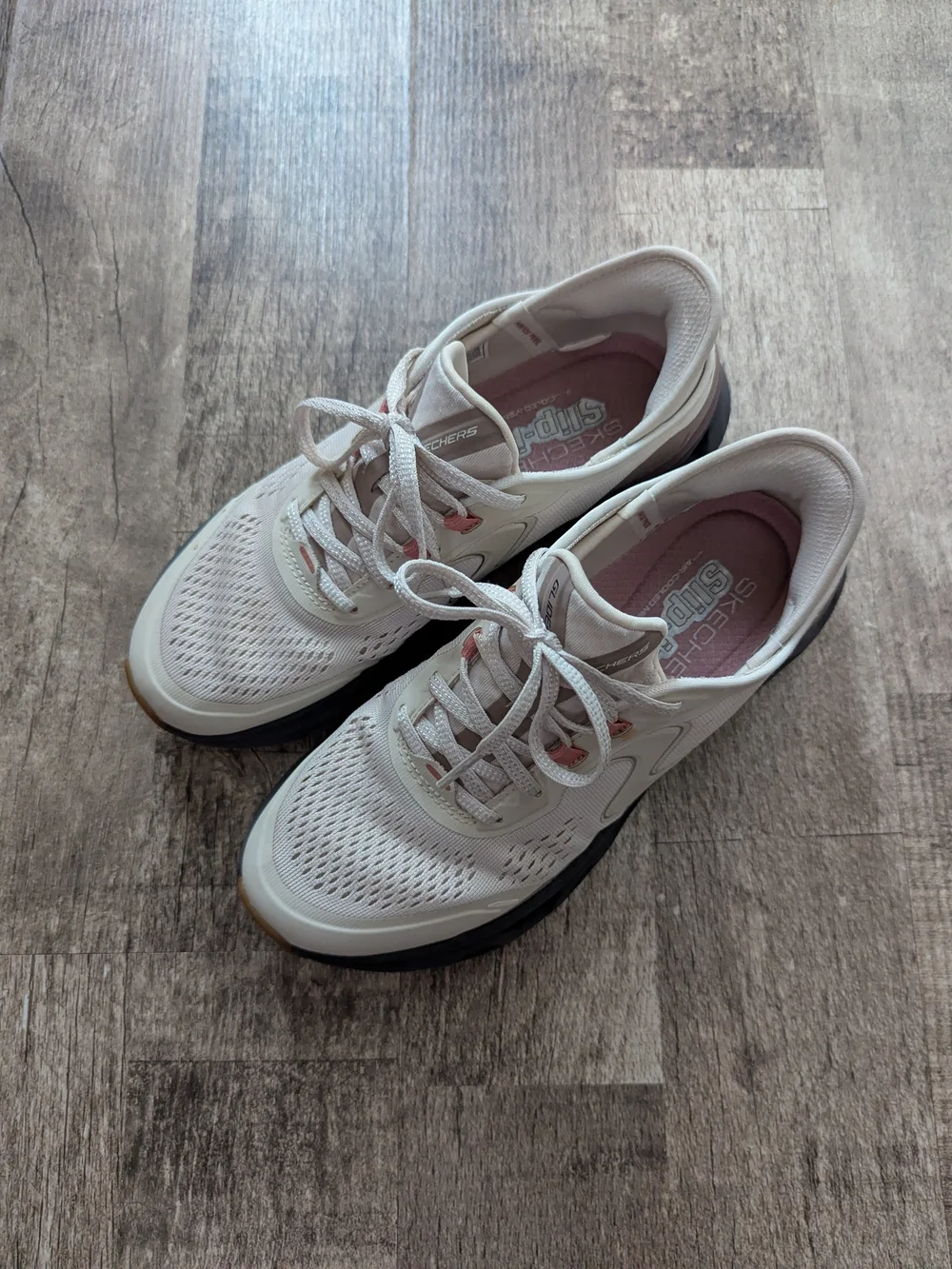 Women's Sketchers Slip In Glide Step Altus Sneakers